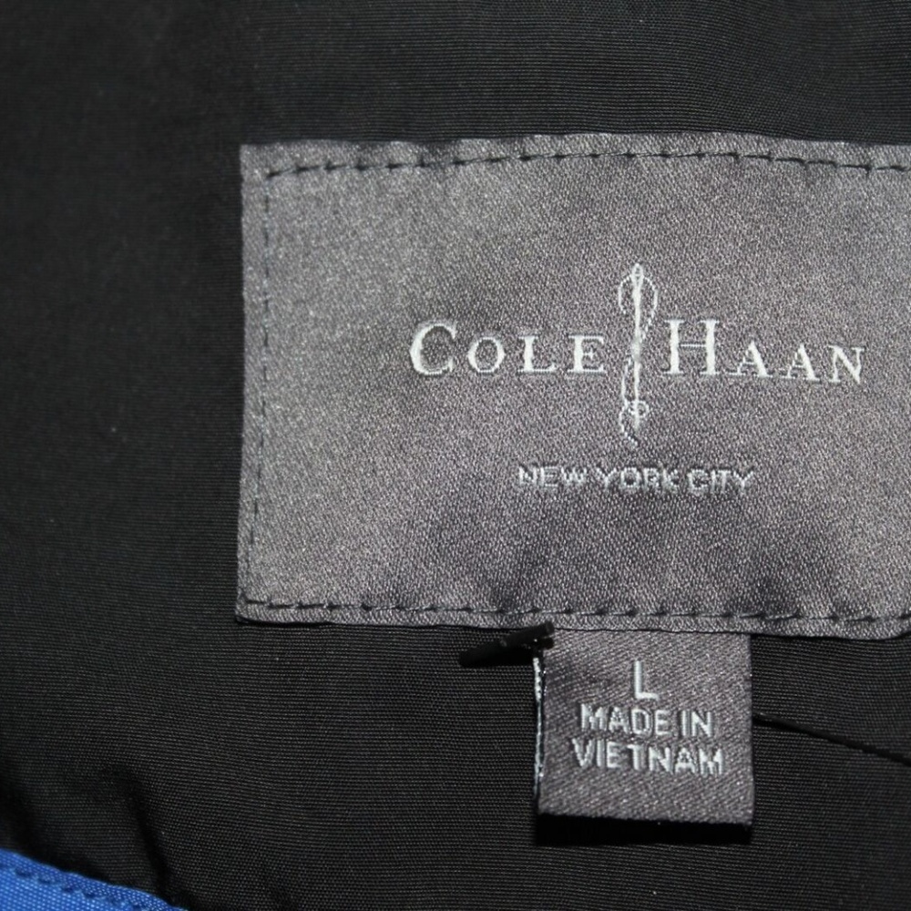 Cole Haan Back Bow Packable Hooded Raincoat HW5198 - Picture 3 of 5